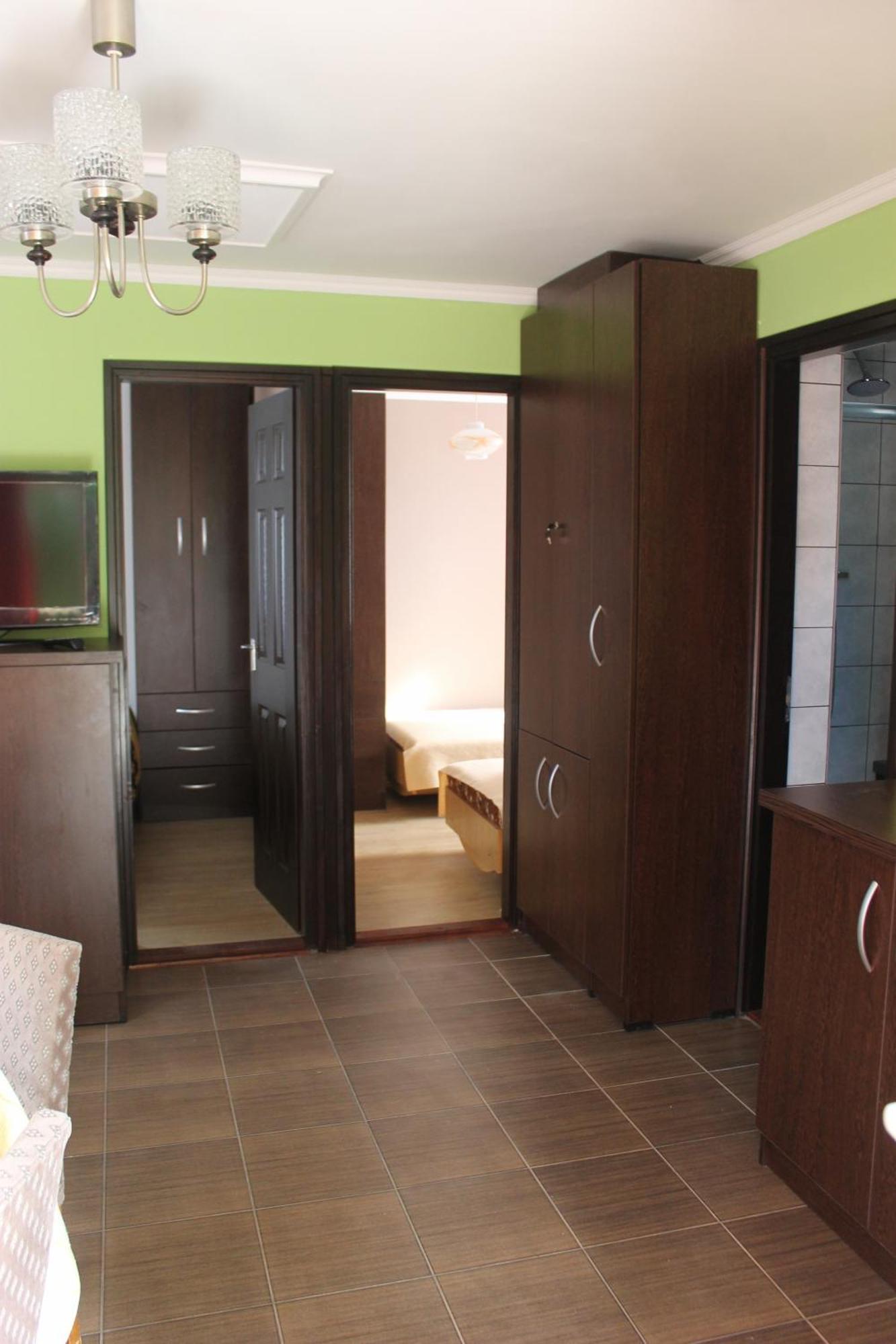Mesteri Apartman Buitenkant foto