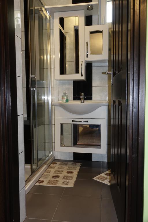 Mesteri Apartman Buitenkant foto
