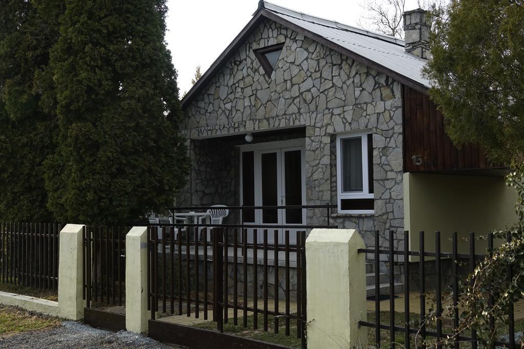 Mesteri Apartman Buitenkant foto